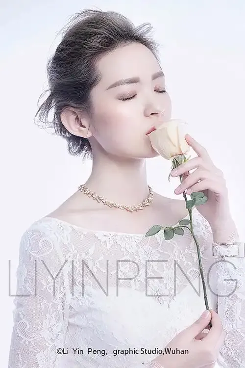 黄色p直播用户评价头像展示图